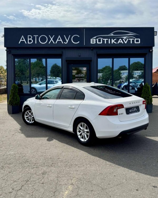 Volvo S60 II - Image 5