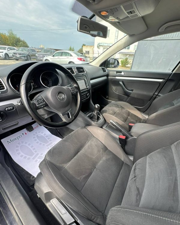 Volkswagen Golf VI - Image 8