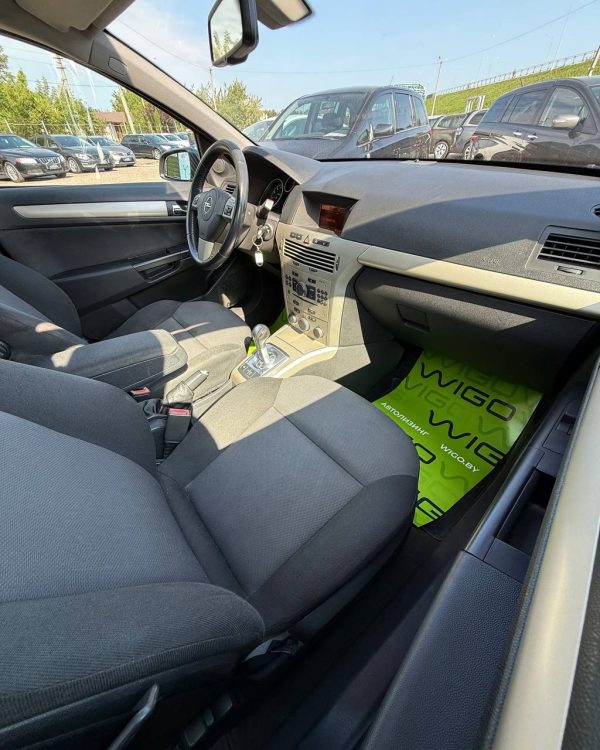 Opel Astra H - Image 13