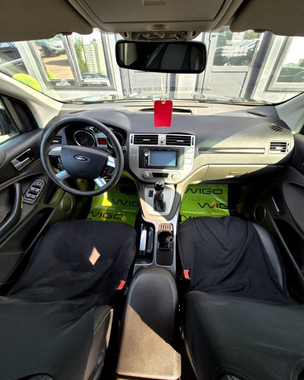 Ford Kuga - Image 10