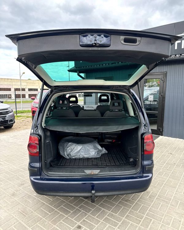 Volkswagen Sharan - Image 15