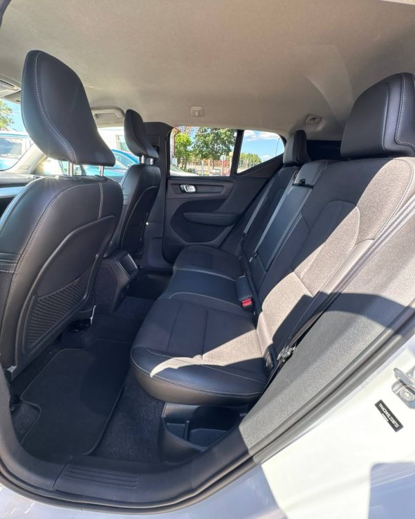 Volvo XC40 I - Image 11