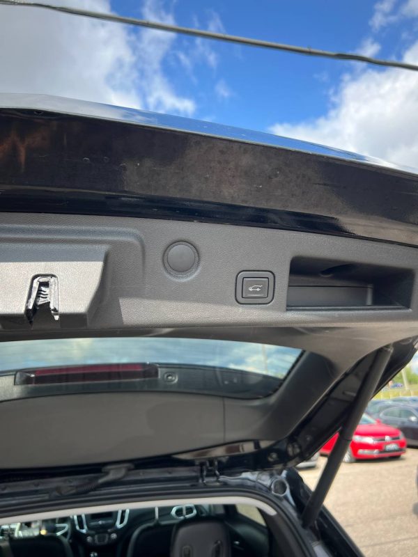 Chevrolet Equinox III - Image 18