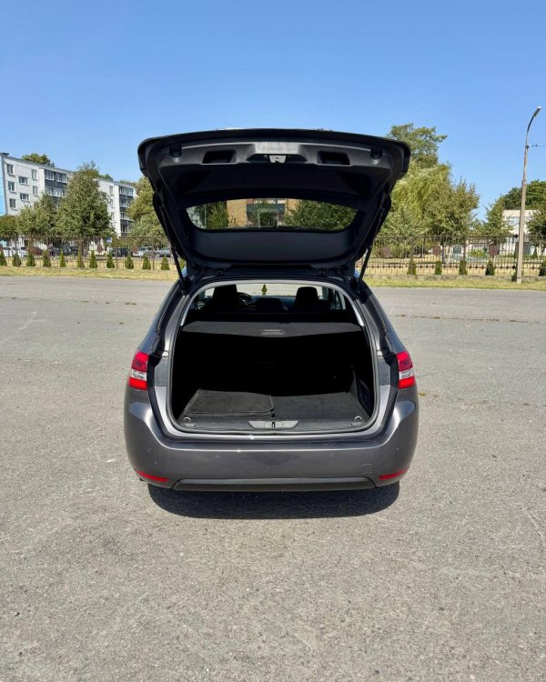 Peugeot 308 T9 · Рестайлинг - Image 12