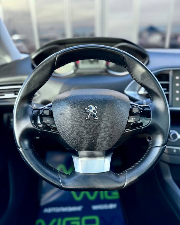 Peugeot 308 T9 - Image 15