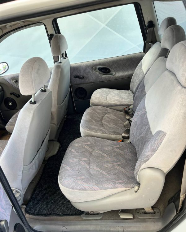 Ford Galaxy I - Image 11
