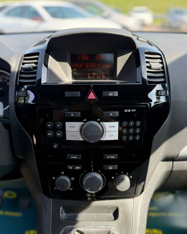 Opel Zafira B · Рестайлинг - Image 16