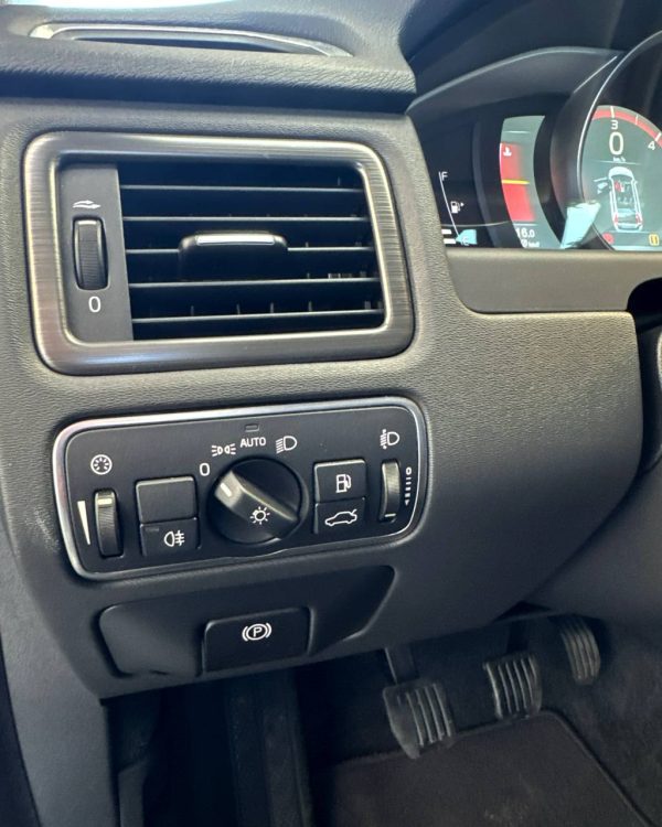 Volvo V70 III · Рестайлинг - Image 10