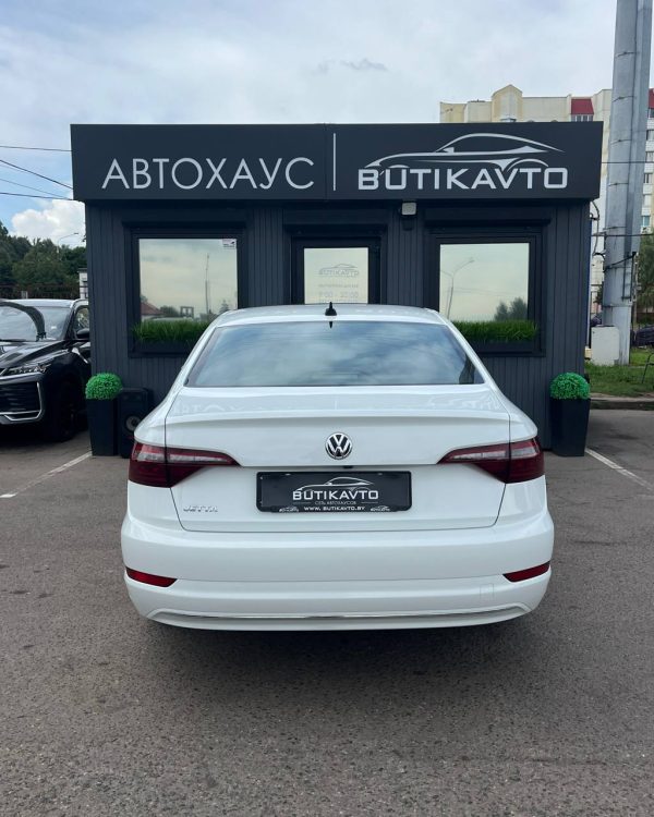 Volkswagen Jetta VII - Image 5