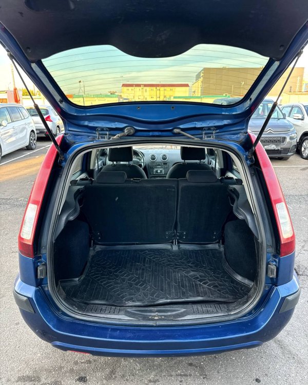 Ford Fusion I · Рестайлинг - Image 14