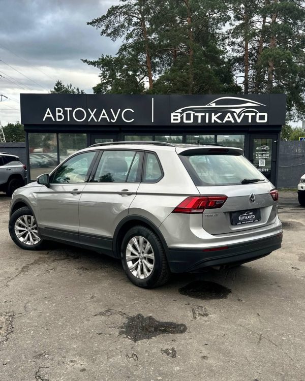 Volkswagen Tiguan II - Image 4