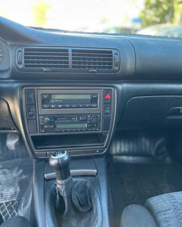 Volkswagen Passat B5 - Image 10