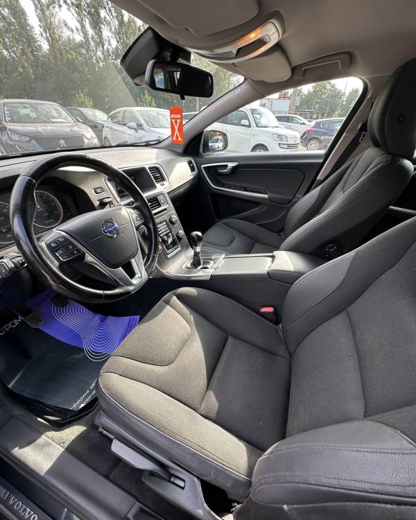 Volvo V60 I - Image 7
