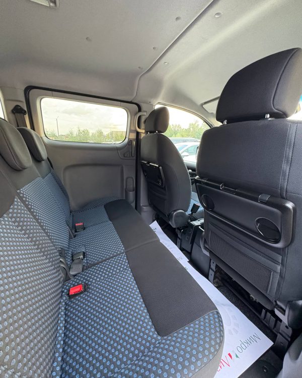 Nissan NV200 I - Image 11