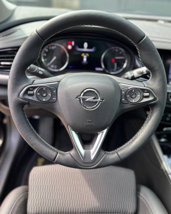 Opel Insignia II - Image 11