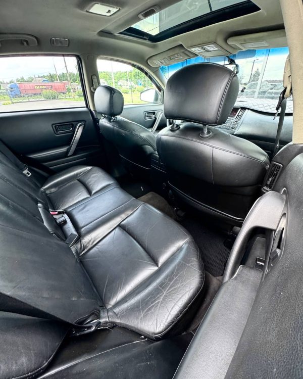 Infiniti FX I - Image 12