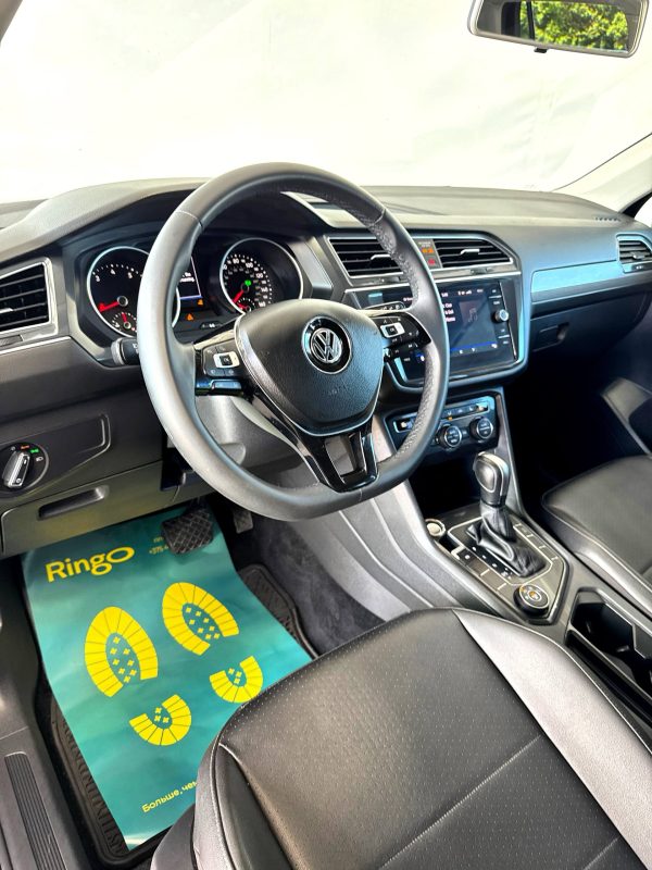 Volkswagen Tiguan II - Image 11