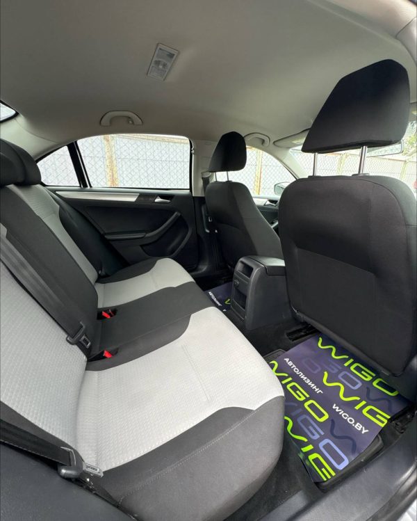 Volkswagen Jetta VI · Рестайлинг - Image 11
