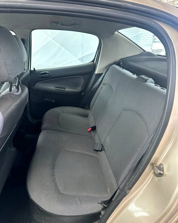 Peugeot 206 I · Рестайлинг - Image 13