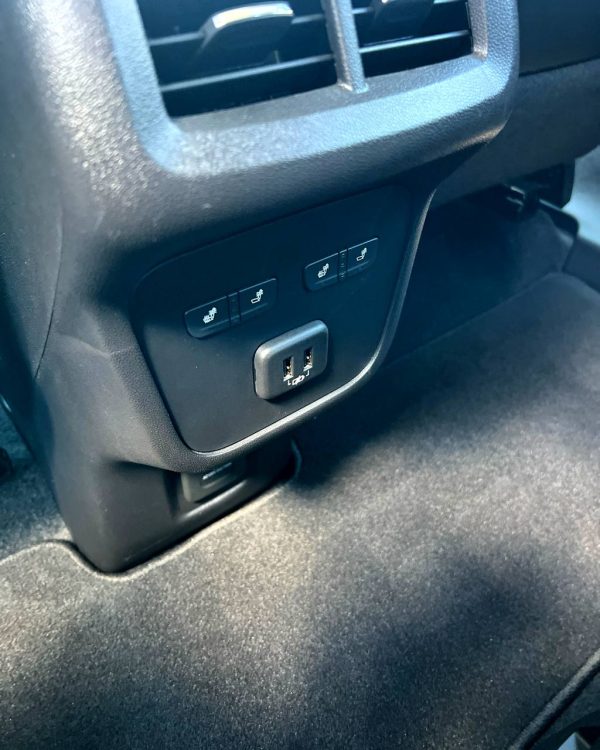 Chevrolet Equinox III · Рестайлинг - Image 14