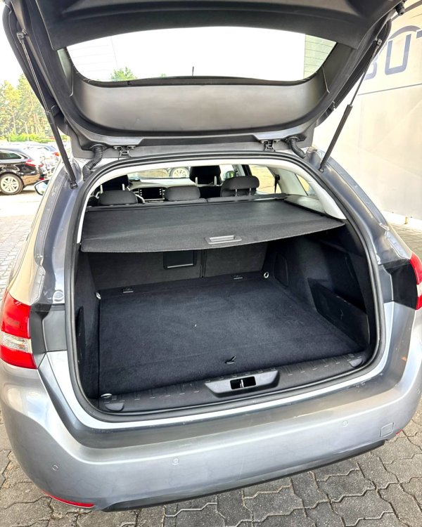 Peugeot 308 T9 · Рестайлинг - Image 15