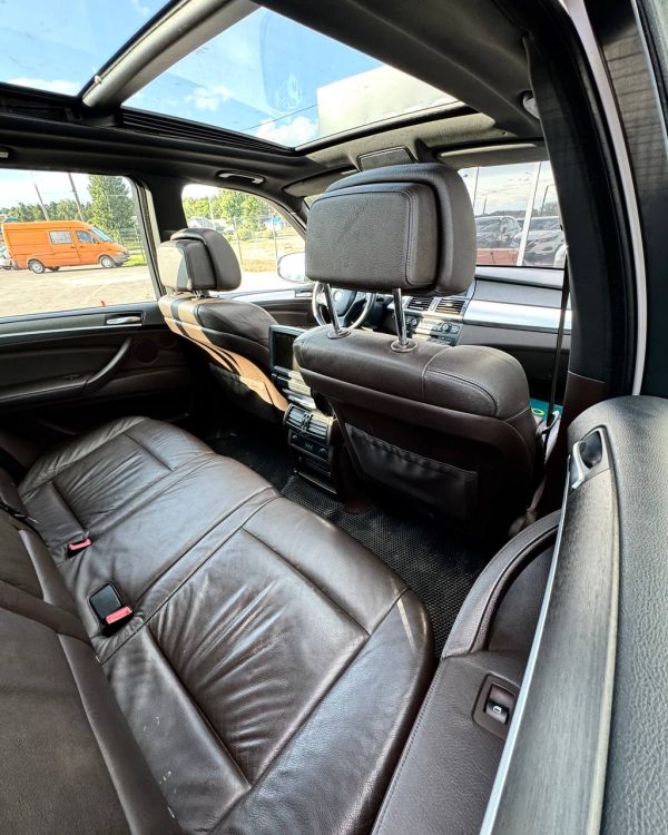 BMW X5 E70 - Image 12