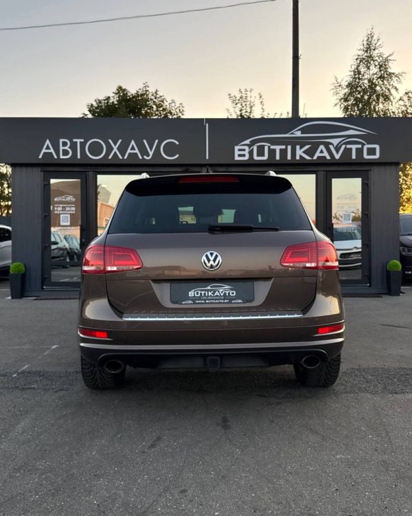 Volkswagen Touareg II - Image 6