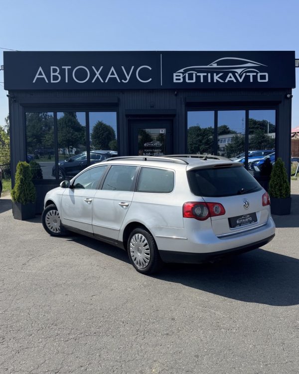 Volkswagen Passat B6 - Image 5