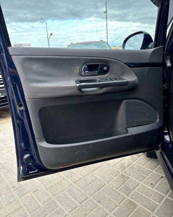 Volkswagen Sharan - Image 9