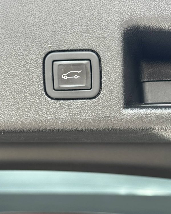 Chevrolet Equinox III · Рестайлинг - Image 16