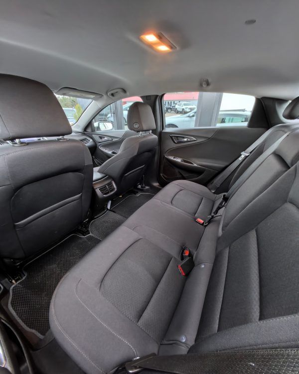 Chevrolet Malibu IX · Рестайлинг - Image 11
