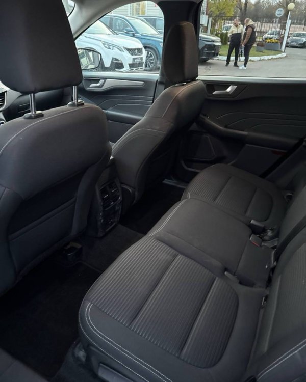 Ford Kuga III - Image 11