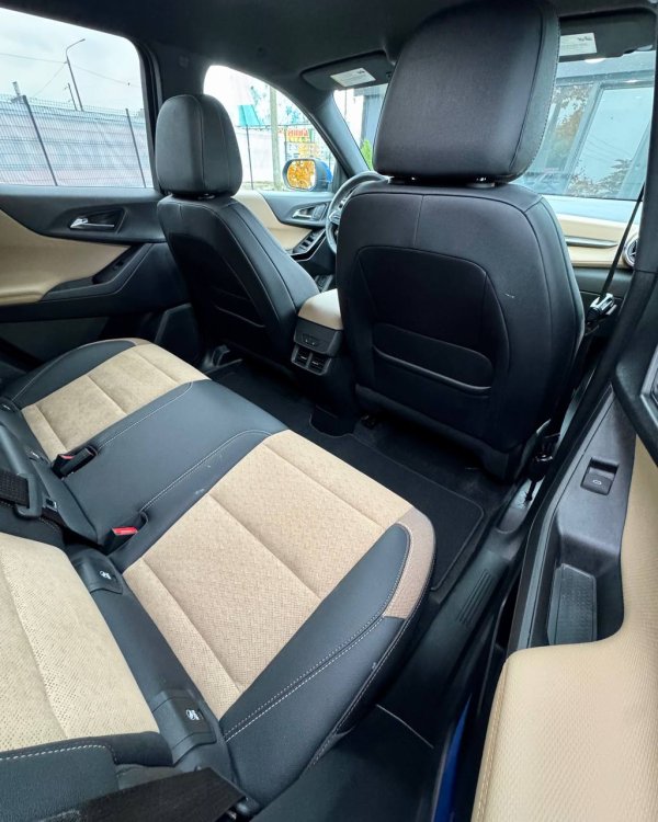 Chevrolet Equinox IV - Image 13