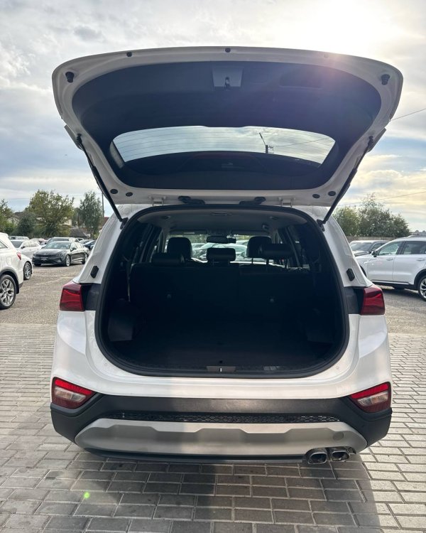Hyundai Santa Fe TM - Image 12