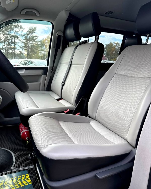 Volkswagen Transporter T6 - Image 10