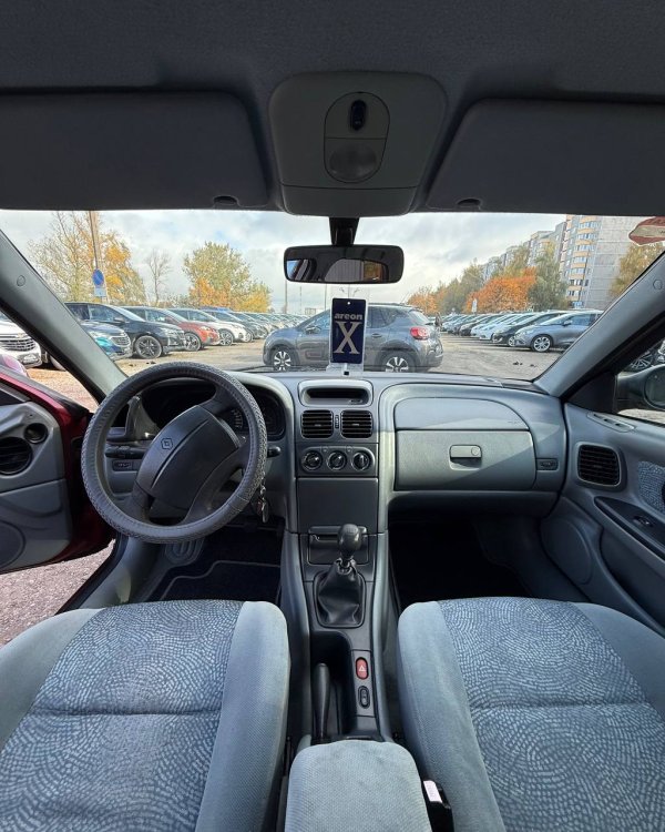 Renault Laguna I · Рестайлинг - Image 9