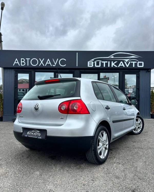 Volkswagen Golf V - Image 6