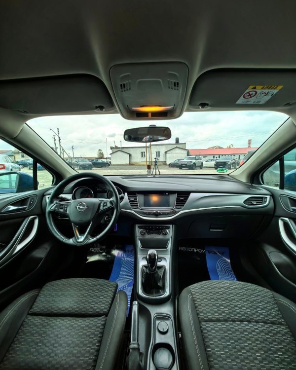 Opel Astra K - Image 9