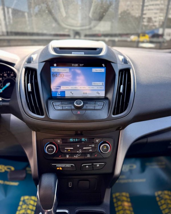 Ford Escape III · Рестайлинг - Image 16