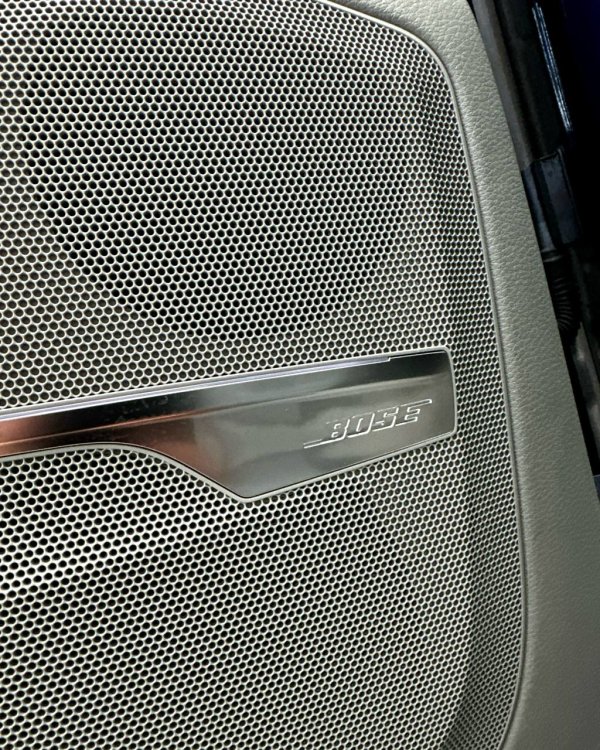 Audi Q7 4M - Image 9