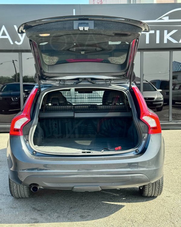 Volvo V60 I - Image 14
