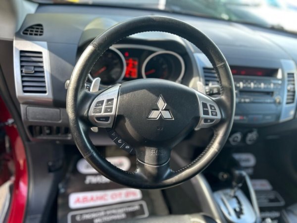 Mitsubishi Outlander XL, 2009 г - Image 11