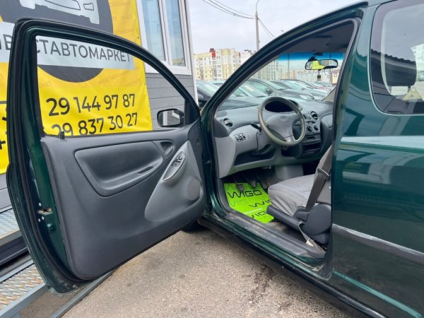 Toyota Yaris I (P1), 2000 г - Image 13