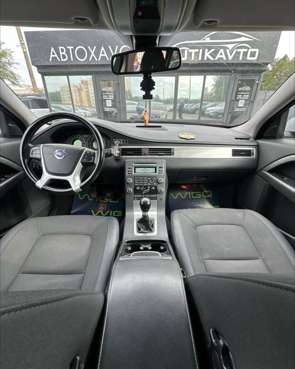 Volvo V70 III - Image 7
