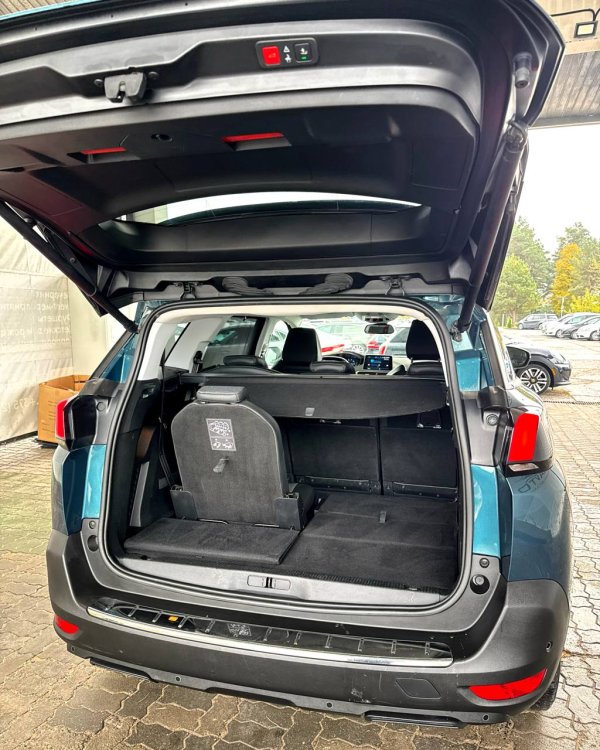 Peugeot 5008 II - Image 16