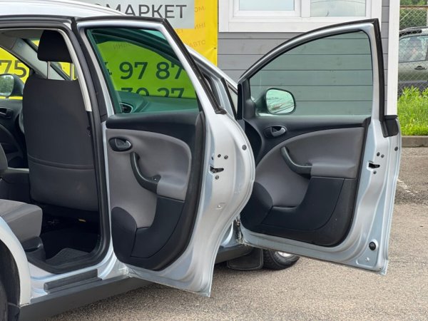 SEAT Altea XL I · Рестайлинг, 2010 г - Image 18