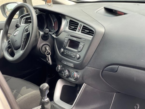 Kia Cee'd II, 2012 г - Image 17
