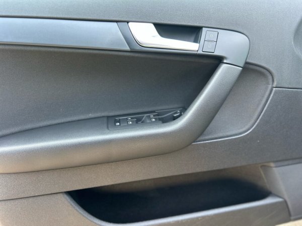 Audi A3 8P, 8PA · 2-й рестайлинг, 2009 г - Image 19