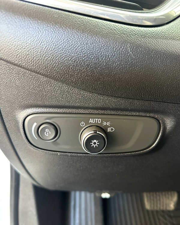 Chevrolet Equinox III - Image 18