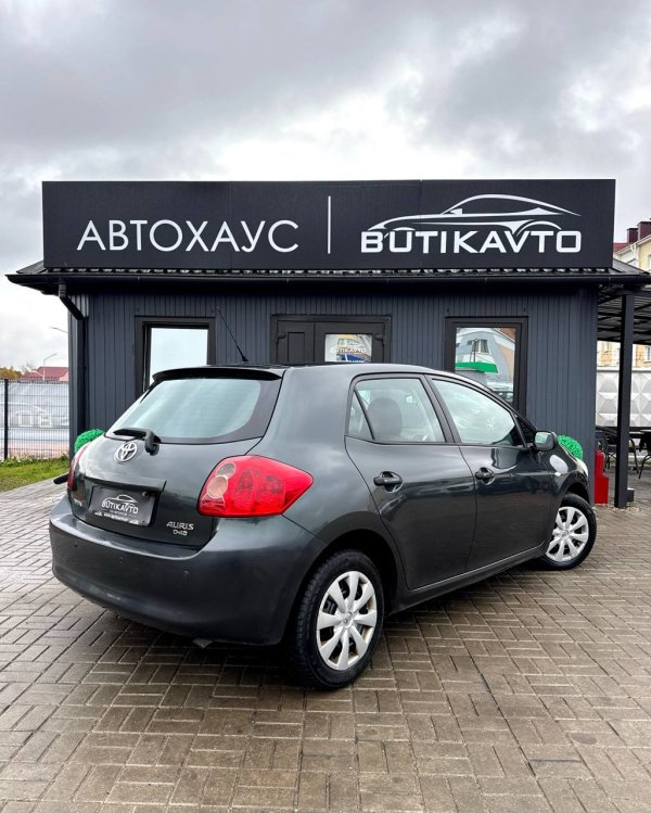 Toyota Auris I (E150) - Image 7